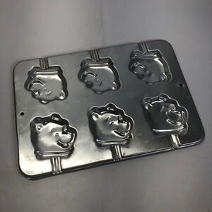 Wilton Disney Winnie the Pooh Lollipop Mold- Cookie Cake Pop‎ Treat Pan